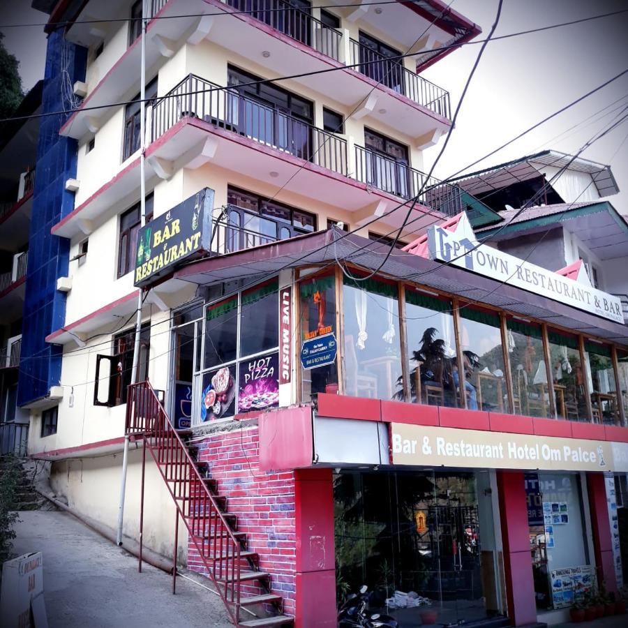 Hotel Om Palace 麦罗肯机 外观 照片